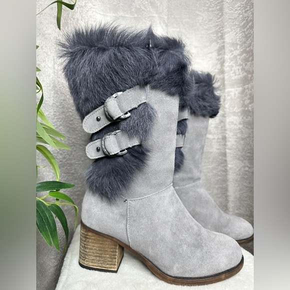 BEARPAW Women’s Madeline Gray Fog Suede Fur Block-Heel Boots Sz US 7 - Picture 1 of 12